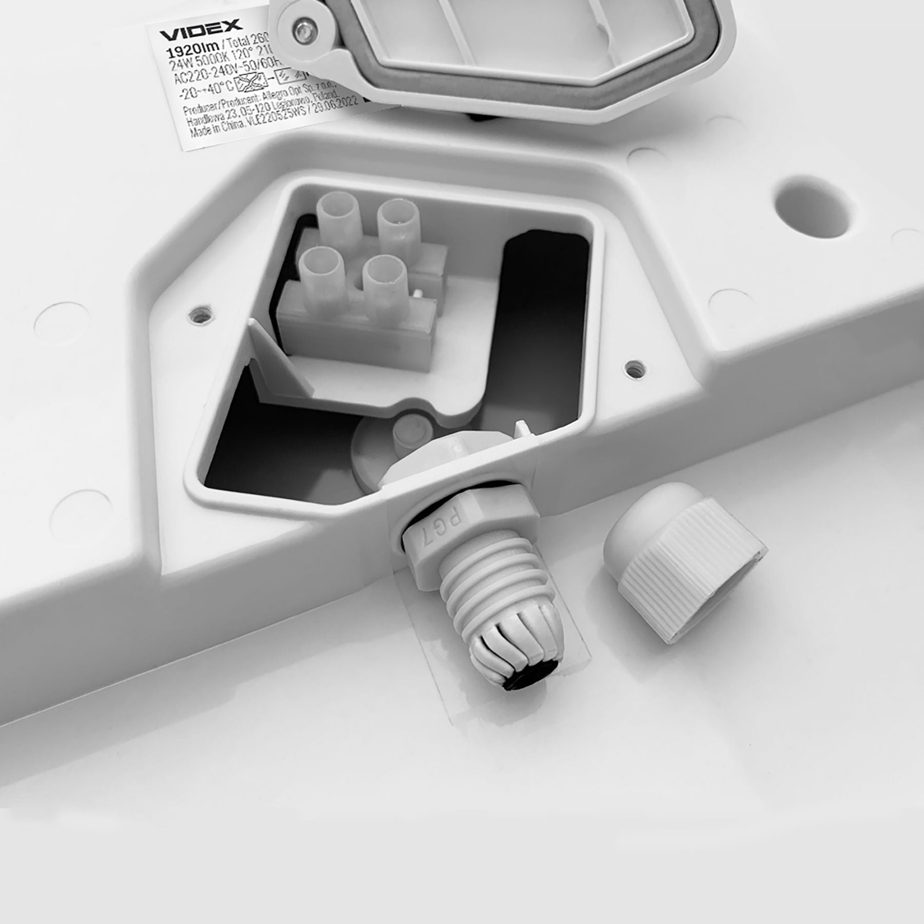 VIDEX VIKA 24 W LED bulkhead light