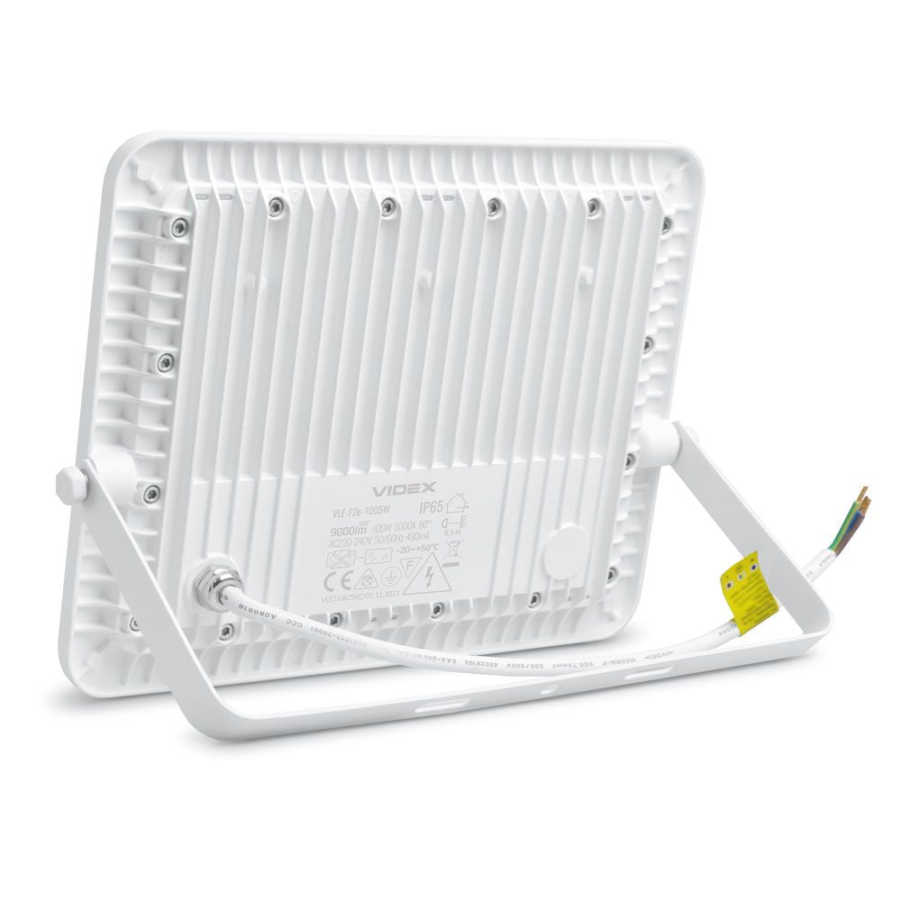 VIDEX LUCA 100 W LED floodlight / LED-prožektor, 5000 K, white / valge, VLE-F2e-1005W — view / vaade 2