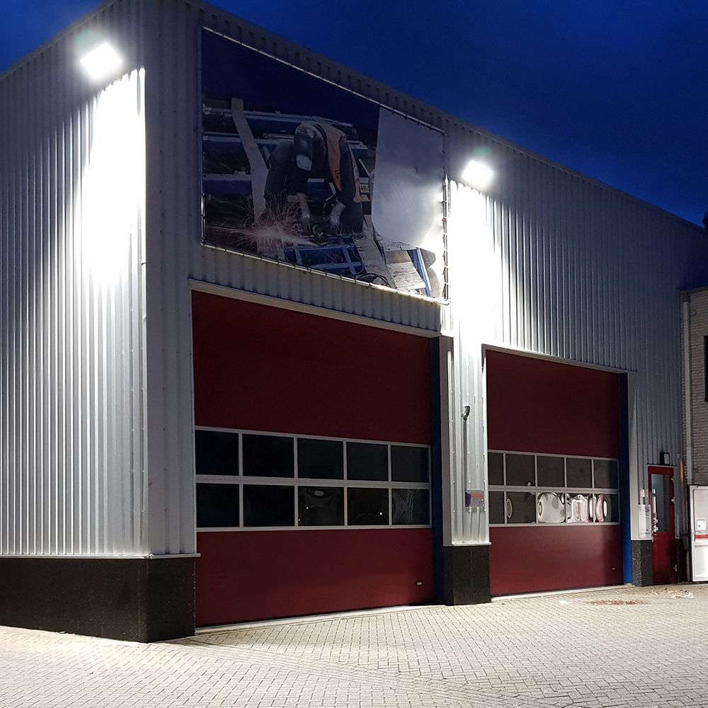 VIDEX LUCA 100 W LED floodlight / LED-prožektor, 5000 K, white / valge, VLE-F2e-1005W — view / vaade 3