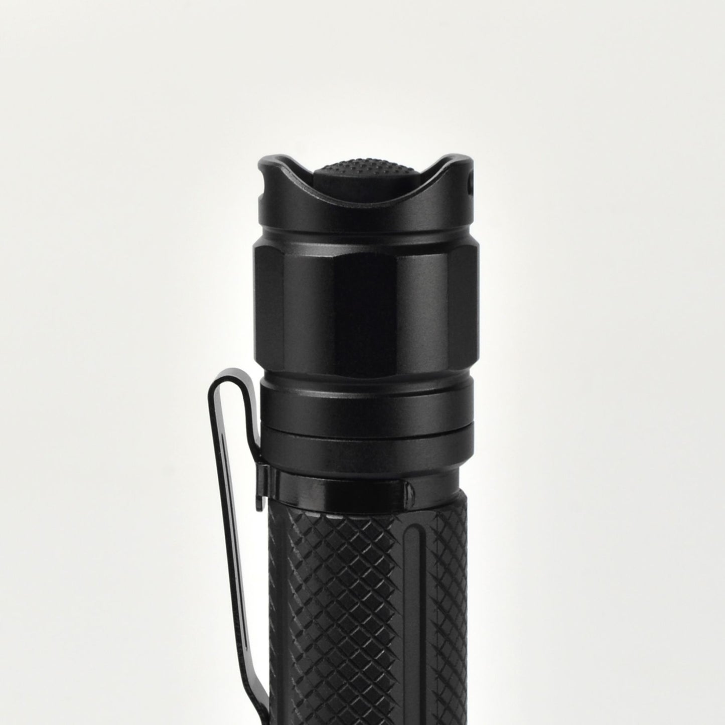 LED Portable Flashlight VIDEX VLF-A105Z 1200 Lm 5000K – official image 7