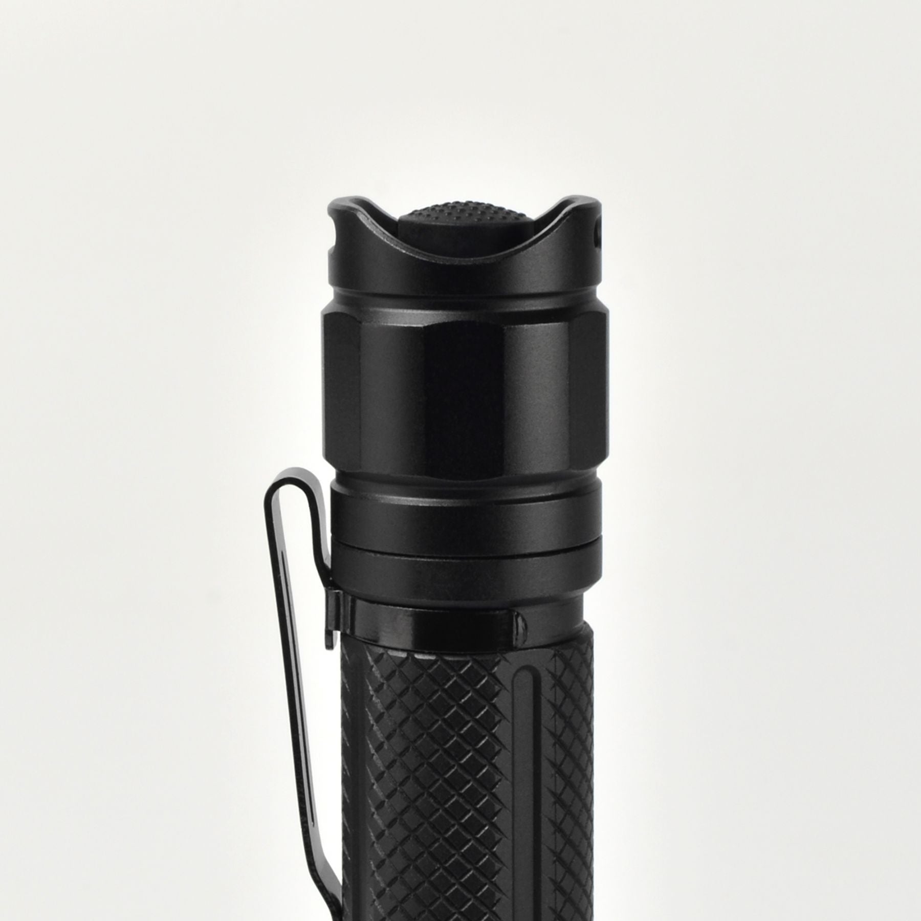 LED Portable Flashlight VIDEX VLF-A105Z 1200 Lm 5000K – official image 7
