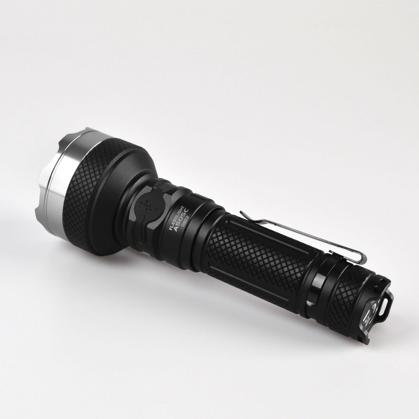 LED Portable Flashlight VIDEX VLF-A505C 5500 Lm 5000K – official image 5