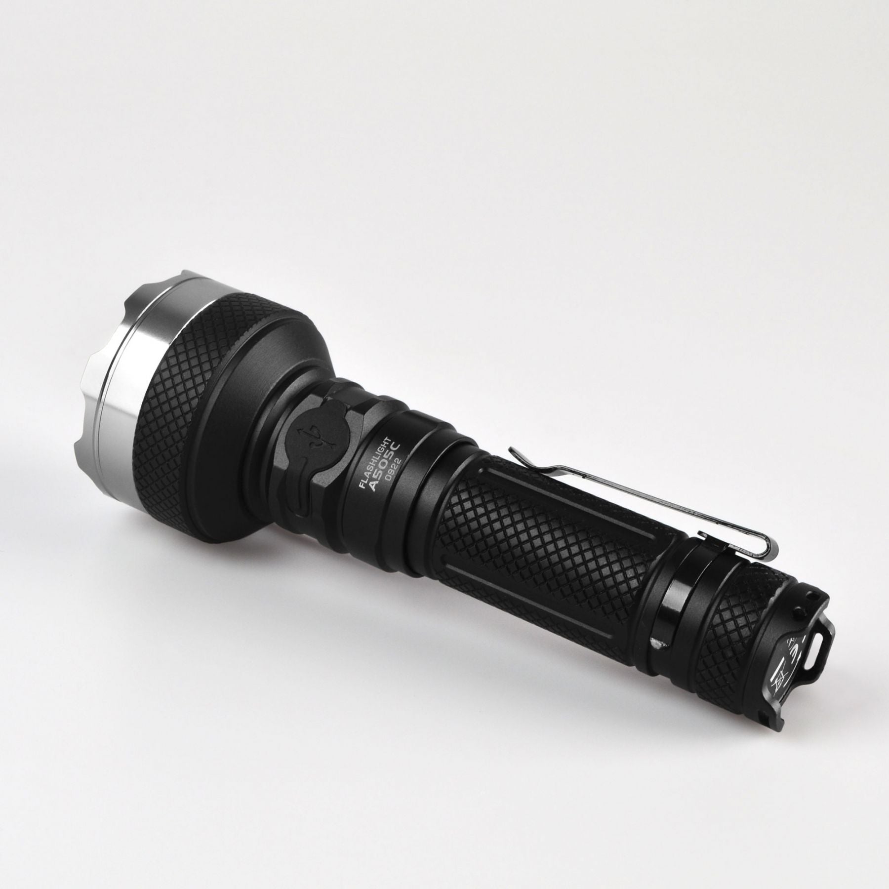 LED Portable Flashlight VIDEX VLF-A505C 5500 Lm 5000K – official image 5